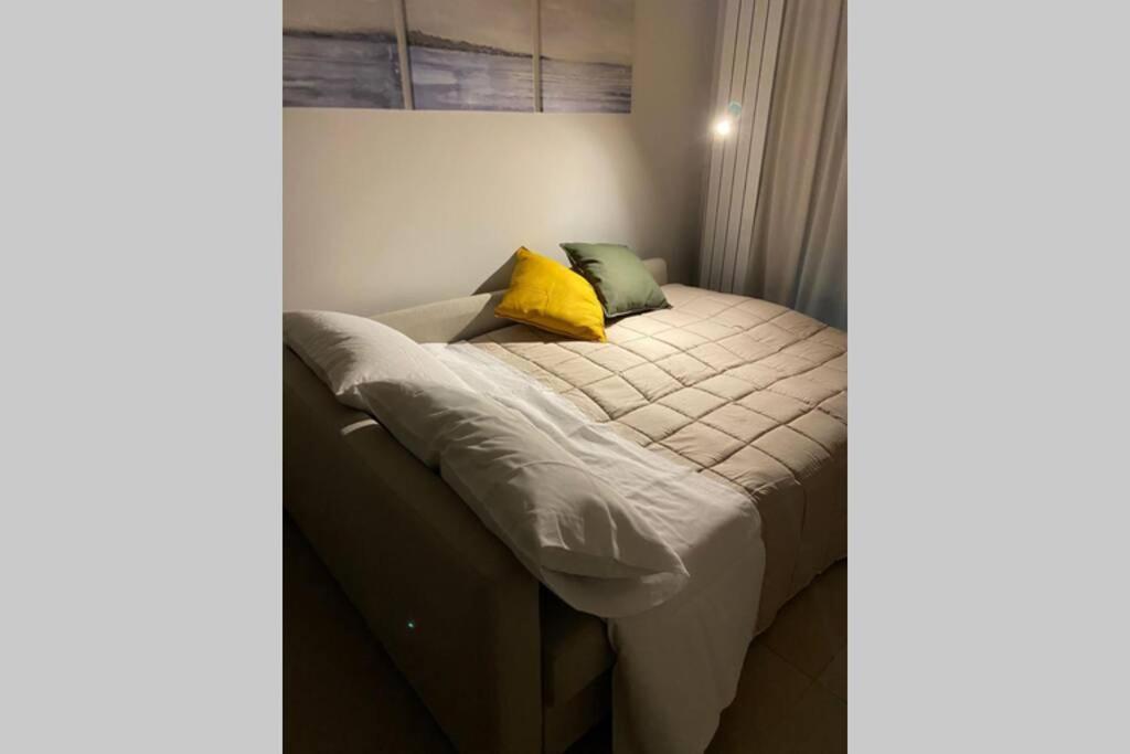 B&B Piano1 Interno5 - Accogliente E Moderno Bilocale Vicino Al Centro Σαλέρνο Εξωτερικό φωτογραφία