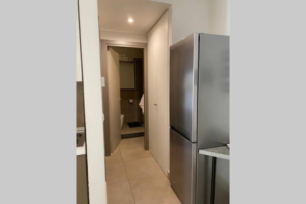 B&B Piano1 Interno5 - Accogliente E Moderno Bilocale Vicino Al Centro Σαλέρνο Εξωτερικό φωτογραφία