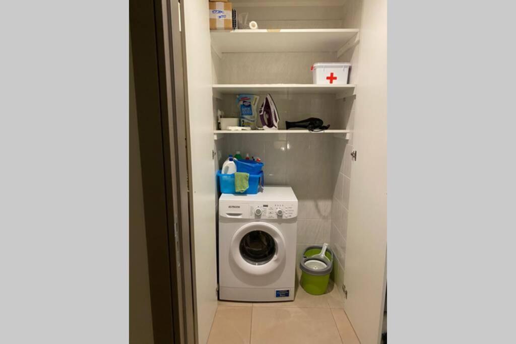 B&B Piano1 Interno5 - Accogliente E Moderno Bilocale Vicino Al Centro Σαλέρνο Εξωτερικό φωτογραφία