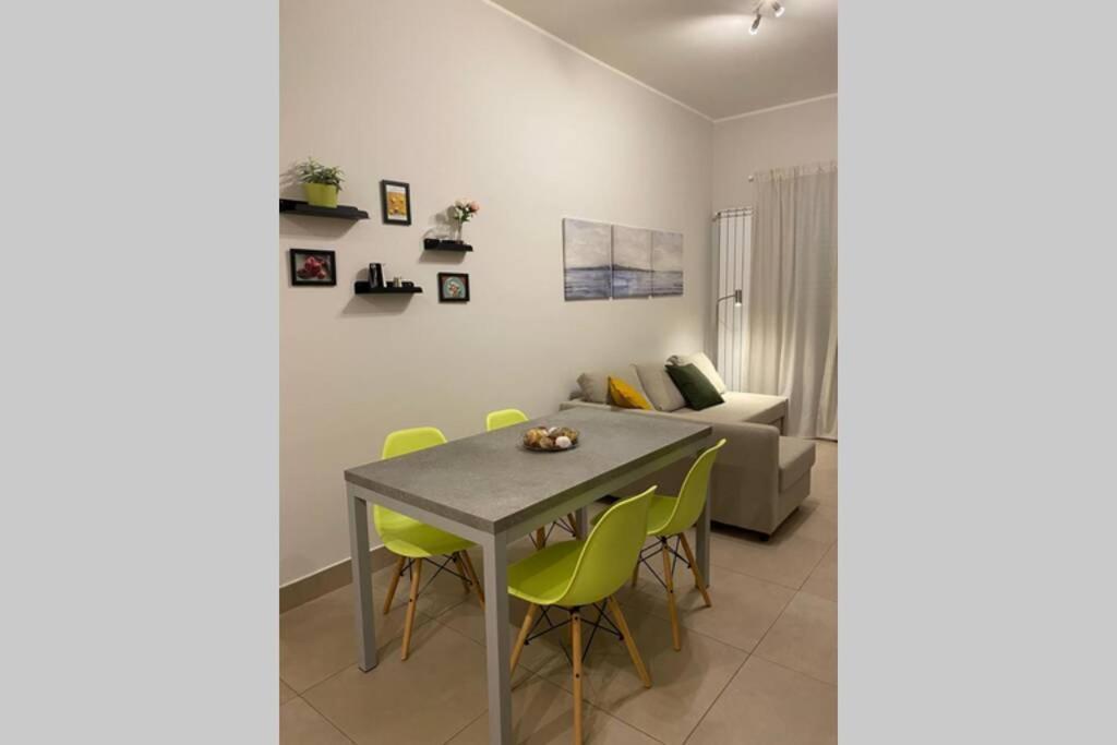 B&B Piano1 Interno5 - Accogliente E Moderno Bilocale Vicino Al Centro Σαλέρνο Εξωτερικό φωτογραφία